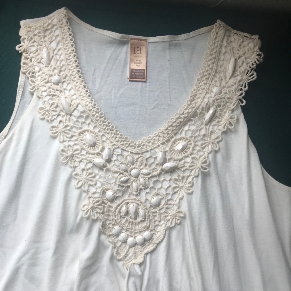 Graceful long elegant legs flowy tank Med